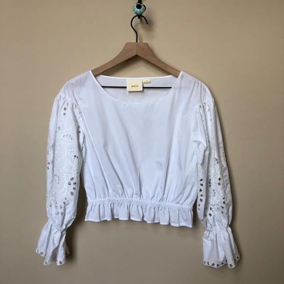 Maeve | Eyelet Sleeve Crop Top - Picture 3 of 8